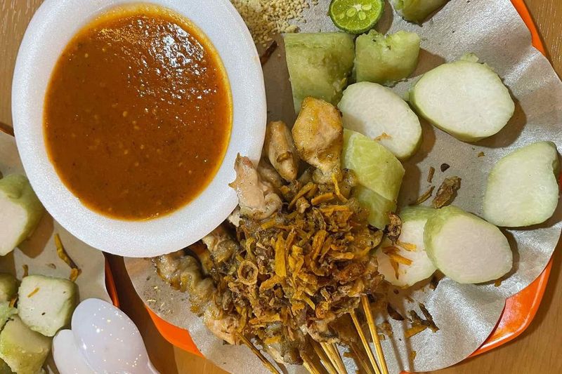 10 Kuliner Hits Murah Meriah yang Ada di Blok M, Wajib Coba!