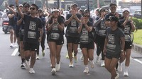 Tahun ini, brand sepatu global New Balance dengan warisan signature colour, Grey atau abu-abu menghadirkan rangkaian selebrasi berbeda dengan merangkul berbagai komunitas urban yang ada di Jakarta.
