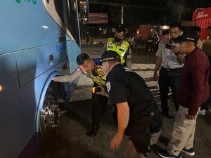 Cegah Kecelakaan, Aparat Gabungan Cek Kelaikan Bus di Depok