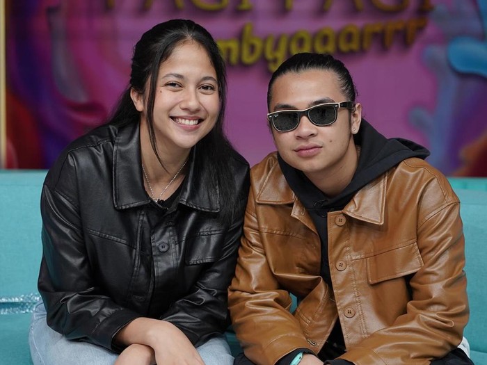 Bastian Steel dan Sitha Marino