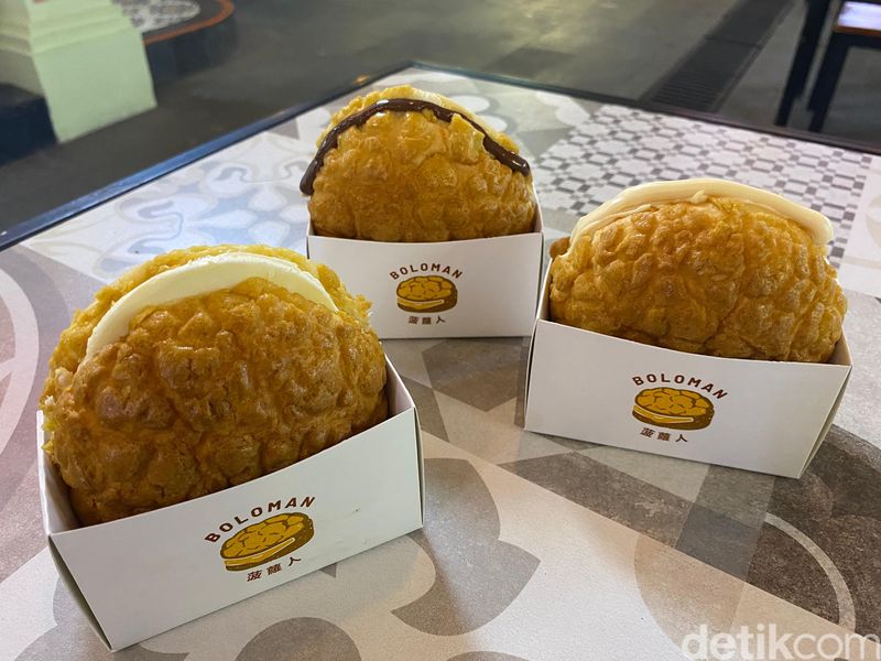 Boloman dan Choipan Mei Mei di Old Shanghai