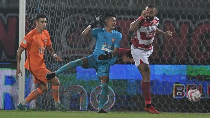 Borneo FC Samarinda Vs Madura United di semifinal Championship Series Liga 1 2023/2024.