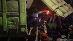 Potret Evakuasi Bangkai Pesawat Jatuh di BSD