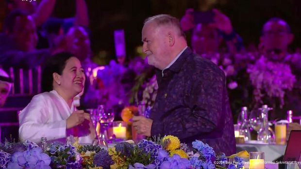 Jokowi Ikut Nyanyi-Para Menteri Joget di Gala Dinner WWF Bali (Tangkapan Layar)