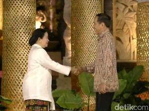 Jokowi Sambut Puan Maharani di Welcoming Dinner WWF di Bali