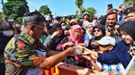 Potret Kemeriahan Festival Rujak Uleg di Surabaya