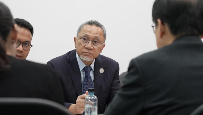 Kementerian Perdagangan Zulkifli Hasan mengajak Korea Selatan untuk berinvestasi di sejumlah sektor seperti mobil listrik dan Ibu Kota Nusantara (IKN). Ini momennya.