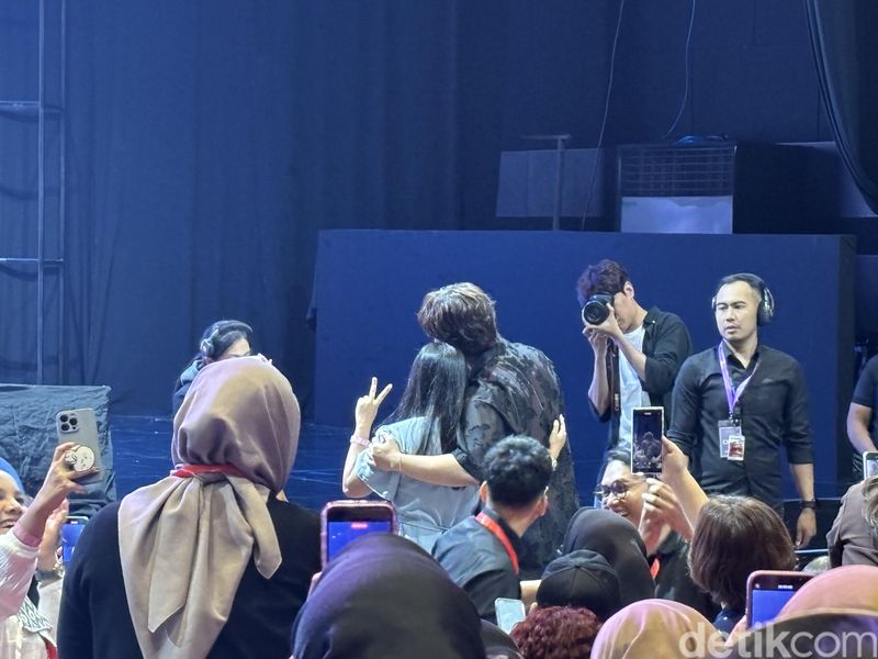 Momen Seru Fanmeeting 'DekMas' Yeo Jin Goo, Blusukan di Jakarta