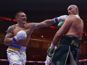 Rematch Oleksandr Usyk Vs Tyson Fury Digelar Akhir 2024 atau Awal 2025