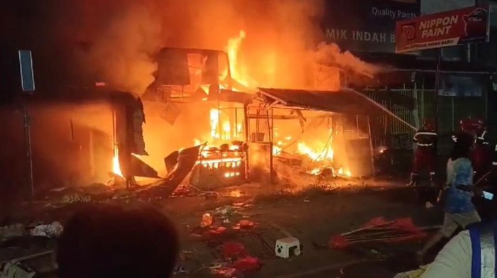 Pasar Panorama di Bengkulu terbakar