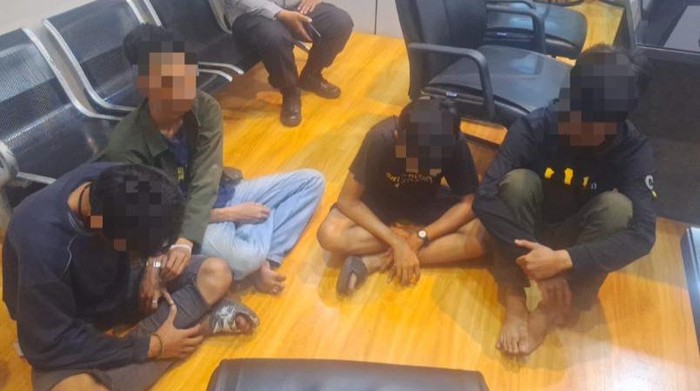 Polisi Amankan 5 Remaja Hendak Tawuran di Jakpus, 3 Celurit Disita