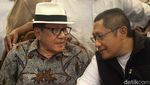 Potret Akbar Tandjung Diberi Penghargaan Maestro Aktivis Indonesia