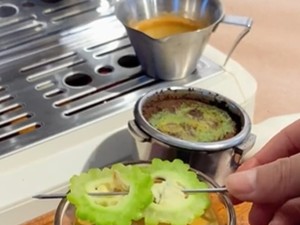 5 Racikan Kopi Paling Viral 2024 dengan Topping Nyeleneh