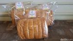 Roti Sisir Lembut dengan Resep Klasik Ini Ada di Gading Serpong!