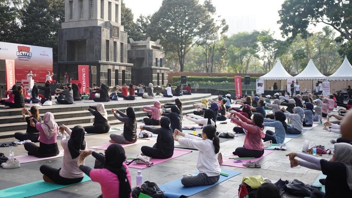 Dalam rangka mewujudkan hidup #SehatPangkalBisa yang sejalan dengan komitmen untuk menjadi mitra dan pelindung terpercaya bagi keluarga Indonesia, PT Prudential Life Assurance (Prudential Indonesia) kembali menghadirkan ajang olahraga bersama yaitu PRUActive Community dengan tajuk “10 Weeks Fit and Well Challenge”, kali ini bekerja sama dengan RoccaSpace. Kegiatan ini dimulai sejak 19 Mei 2024 di area Stadium Gelora Bung Karno, Jakarta.