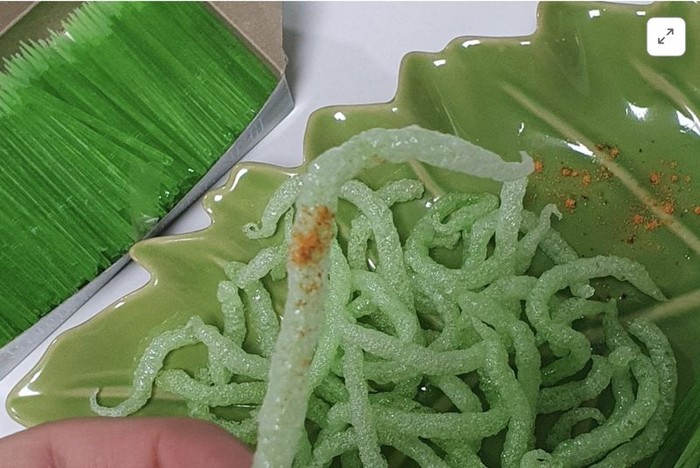 5 Makanan Aneh yang Tak Bisa Dimakan, Tumis Batu hingga Tusuk Gigi