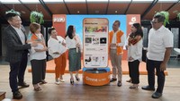 Nasabah bisa memanfaatkan beragam fitur yang menghubungkan polis yang dimiliki, mulai dari melihat informasi polis, mengajukan klaim, memantau status transaksi, memperbarui penerima manfaat, pengalihan dana investasi, melihat ringkasan dana investasi, penarikan dana investasi sebagian dan lihat informasi kontak agen. Ke depannya, fitur dalam menu asuransi akan terus bertambah sesuai dengan kebutuhan nasabah.