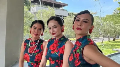 7 Foto Enzy Storia Jadi Bridesmaid, Cantik Pakai Cheongsam dan Makeup Bold