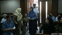 Terkait hal ini kata Karen, Wakil Presiden ke-10 dan 12 RI, Jusuf Kalla (JK) juga telah membenarkan perihal hasil rapat dengan BOD dan BOC itu pada saat menjadi saksi meringankan untuk dirinya dalam sidang beberapa waktu lalu. Sementara itu untuk pengadaan LNG yang diperoleh dari Amerika Serikat itu ucap Karen juga telah disepakati melalui hasil rapat dengan Wakil Presiden pada tahun 2011.
