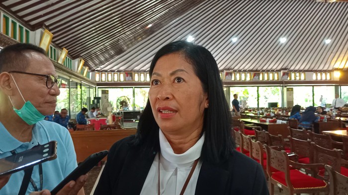 Kepala Dinas Pendidikan Klaten, Titin Windiyarsih di Pendapa Setda Kabupaten Klaten, Senin (20/5/2024).