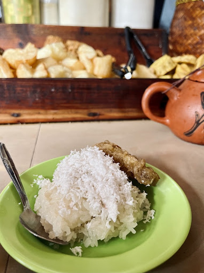 Ketan Susu