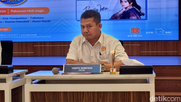 Ketua Amazing BRI REI Property Expo 2024, Yanto Wibowo saat memberikan keterangan, Senin (20/5/2024).