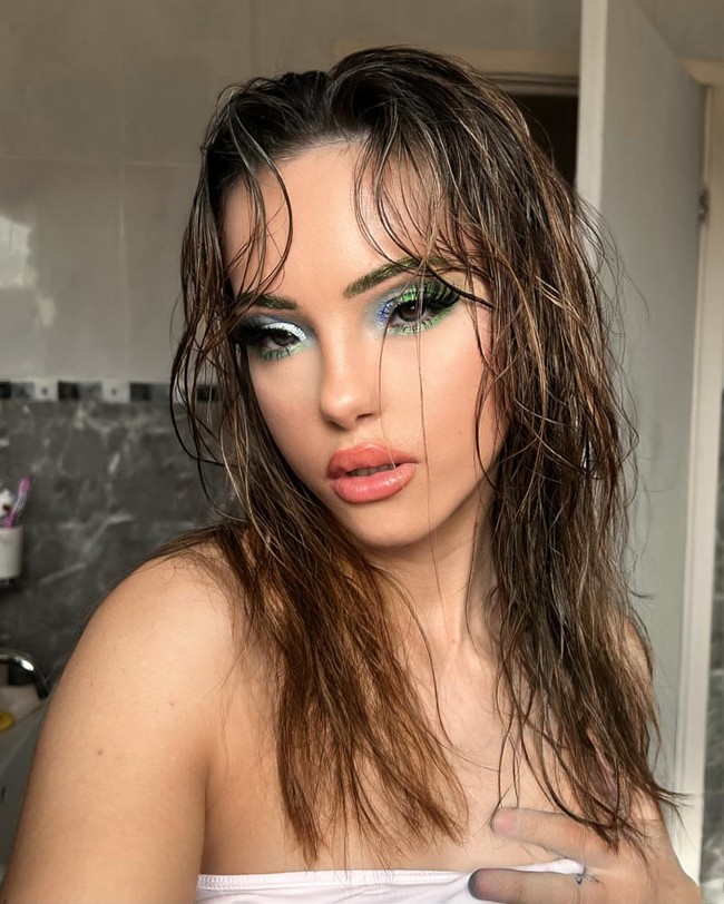 Di TikTok, video wanita tersebut sudah dilihat lebih dari 70 juta kali dan mendapat banyak komentar mengenai kecantikannya. Terlihat unik, tak sedikit orang yang juga menyamakannya dengan karakter Avatar.  Foto: Instagram Magda Myszczynska