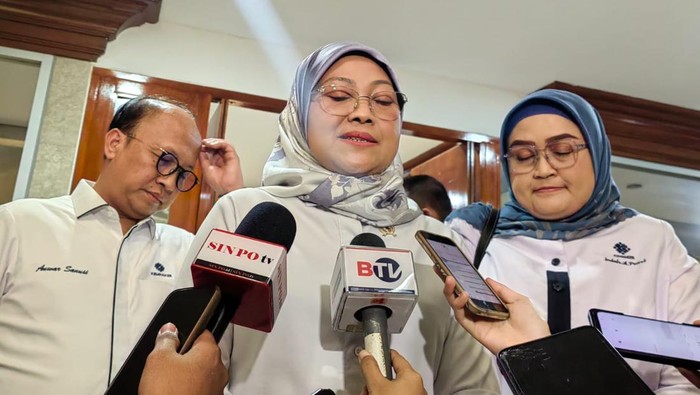 Menaker Ida Fauziyah