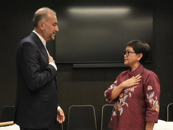 Menlu Iran Amirabdollahian dan Menlu RI Retno Marsudi (Sumer: Twitter Melu RI Retno)