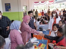 Baksos di Sumba Timur, Mensos Risma Dorong Masyarakat Tingkatkan Kepedulian