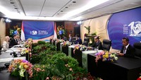 Dalam pertemuan tersebut, Jokowi mengapresiasi Musk atas keikutsertaannya sebagai pembicara di forum tersebut dan membahas pentingnya pengelolaan air.