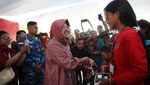 Momen Risma Pantau Baksos Kemensos di Sumba Timur