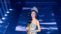 8 Potret Nova Liana, Gadis Dusun yang Menang Miss Mega Bintang Indonesia 2024