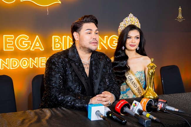 Nova Liana, gadis kelahiran Kabupaten Empat Lawang, Sumatra Selatan, telah menjuarai Miss Mega Bintang Indonesia 2024, kontes kecantikan yang diusung oleh Ivan Gunawan. Berasal dari Desa Penatian, Kecamatan Pasemah Air Keruh, Nova telah menunjukkan kegigihan dan bakatnya yang luar biasa sejak usia muda. Foto: dok. Miss Mega Bintang Indonesia 2024