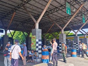 Polisi Patroli Terminal Purabaya Sebagai Pengamanan Imbangan WWF di Bali