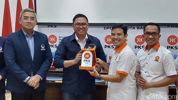 PKS dan NasDem berkoalisi di Pilwalkot Bandung 2024.