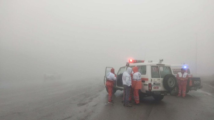 Rescue vehicles are seen following a crash of a helicopter carrying Irans President Ebrahim Raisi, in Varzaqan , East Azerbaijan Province, Iran, May 19, 2024. Azin Haghighi/Moj News Agency/WANA (West Asia News Agency) via REUTERS ATTENTION EDITORS - THIS IMAGE HAS BEEN SUPPLIED BY A THIRD PARTY.   BEST QUALITY AVAILABLE