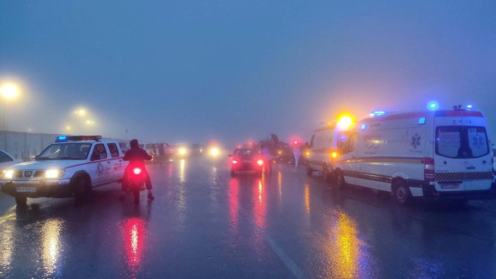Rescue vehicles are seen following a crash of a helicopter carrying Iran's President Ebrahim Raisi, in Varzaqan , East Azerbaijan Province, Iran, May 19, 2024. Azin Haghighi/Moj News Agency/WANA (West Asia News Agency) via REUTERS ATTENTION EDITORS - THIS IMAGE HAS BEEN SUPPLIED BY A THIRD PARTY.   BEST QUALITY AVAILABLE