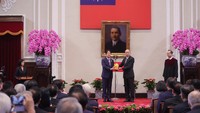 Lai akan mengungkapkan niat baik terhadap Tiongkok dalam pidato pelantikannya di kantor kepresidenan era kolonial Jepang di pusat kota Taipei, dan menyerukan kedua belah pihak di Selat Taiwan untuk mengupayakan perdamaian, menurut seorang pejabat senior yang diberi pengarahan mengenai masalah tersebut. Taiwan Presidential Office via REUTERS