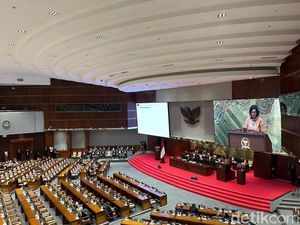 DPR Gelar Rapat Paripurna soal Kebijakan Fiskal RAPBN 2025, Sri Mulyani Hadir