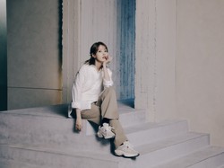 Rayakan Grey Days, New Balance Rilis Koleksi Sepatu Serba Abu-abu