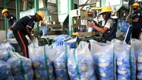 Direktur Perum Bulog, Bayu Krisnamurthi menyatakan bahwa total serapan beras dalam negeri mencapai 535 ribu ton atau setara dengan 1.050 juta ton gabah