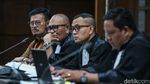 SYL Jadikan Nayunda Pegawai Honorer Bergaji Rp 4,3 Per Bulan