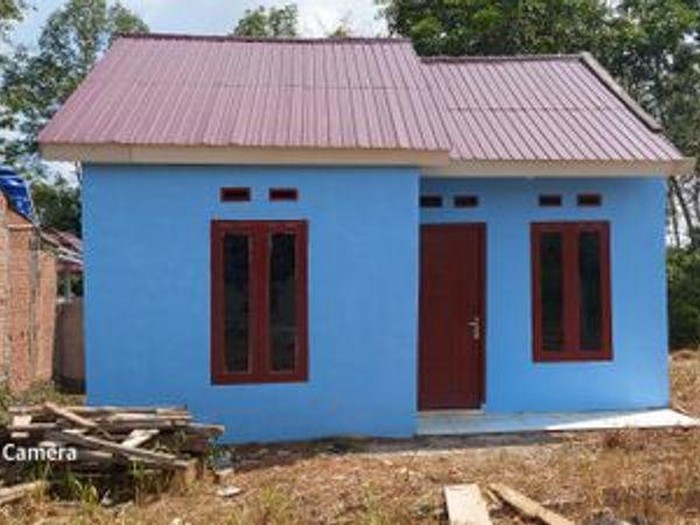 Tampilan depan rumah di Graha Bumi Emass.