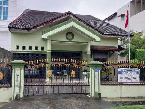 Tampilan depan rumah keluarga Babe Cabita di Medan.