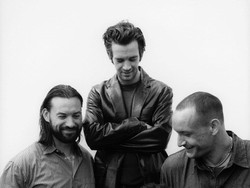 Lirik About You dari the 1975 yang Muter Terus Dikepala