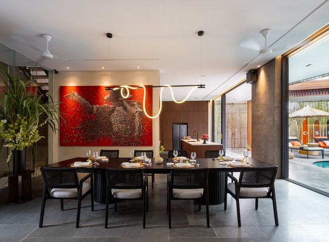 Seperti Hugo Boss, Alexis juga berasal dari Jerman sebelum akhirnya pindah ke Ubud Bali pada 2013. Latar belakang tersebut menciptakan estetika kontemporer yang merayakan kebudayaan lokal. (Foto: Dok. Hugo Boss)