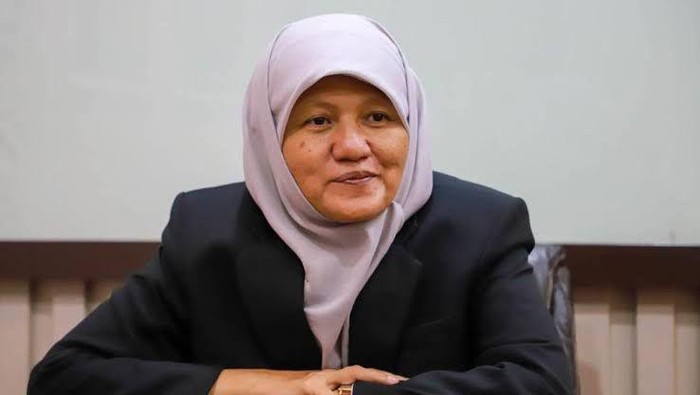 Wakil Ketua DPRD Surabaya Reni Astuti