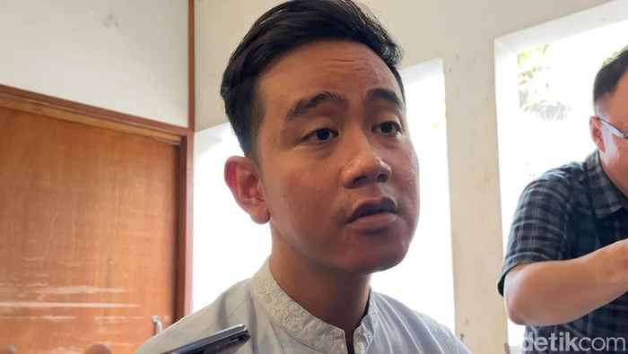 Wali Kota Solo, Gibran Rakabuming Raka ditemui di Loske Caffe, Solo, Senin (20/5/2024).