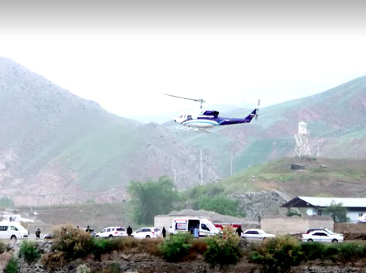 Foto: Helikopter Presiden Iran Jatuh di Pegunungan